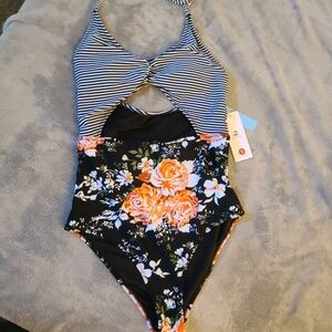 Cupshe swimsuit NWT